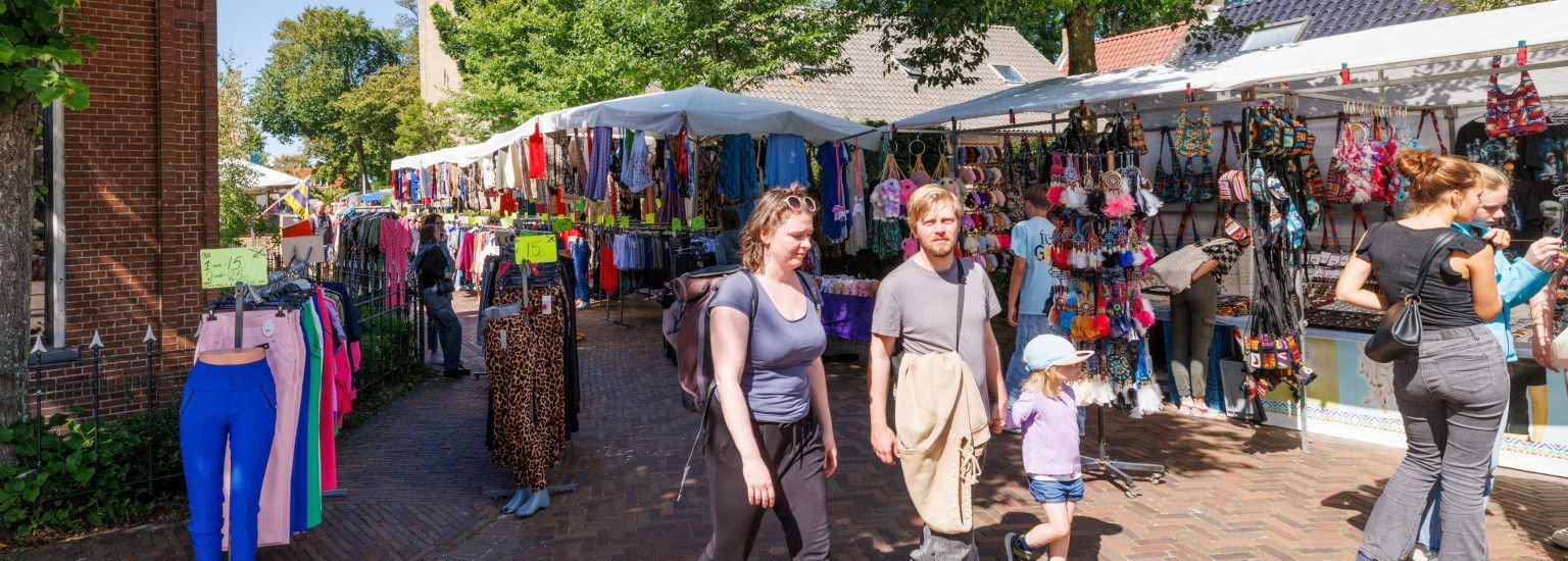 Summer market - Tourist Information 