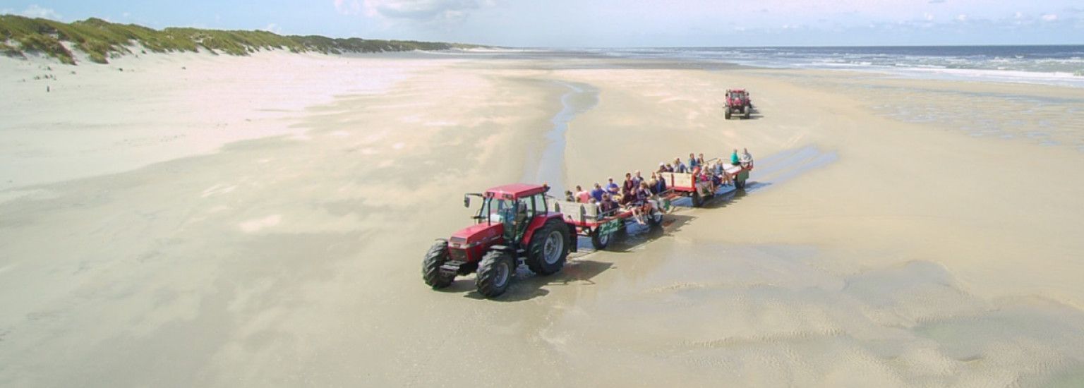 Tractor beachtrip - Tourist Information 