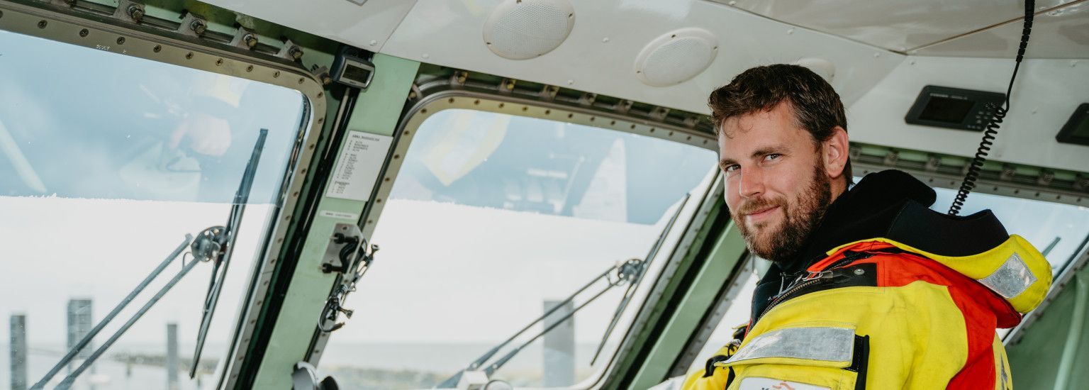 The story of KNRM professional skipper Willard  - VVV Ameland