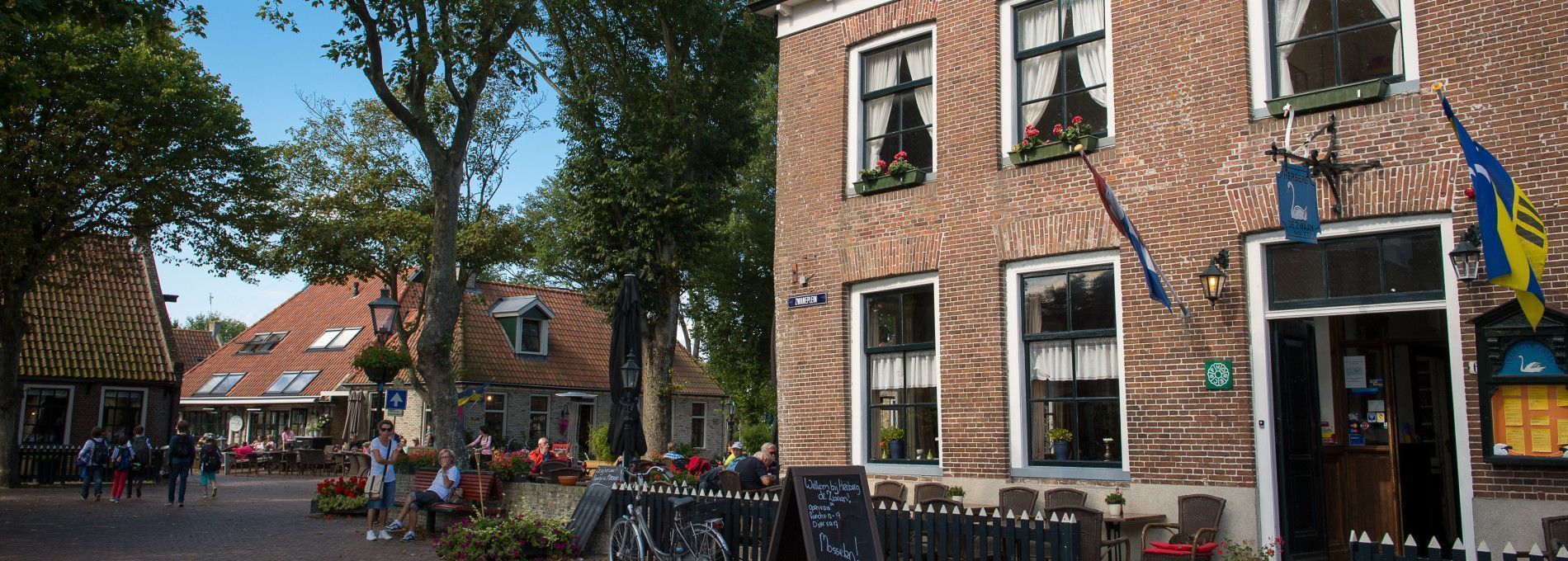 Bars and cafeterias, Hollum - Tourist Information “VVV” Ameland