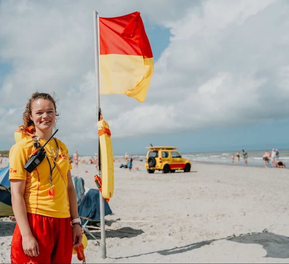 Lifeguard Tineke's story - VVV Ameland