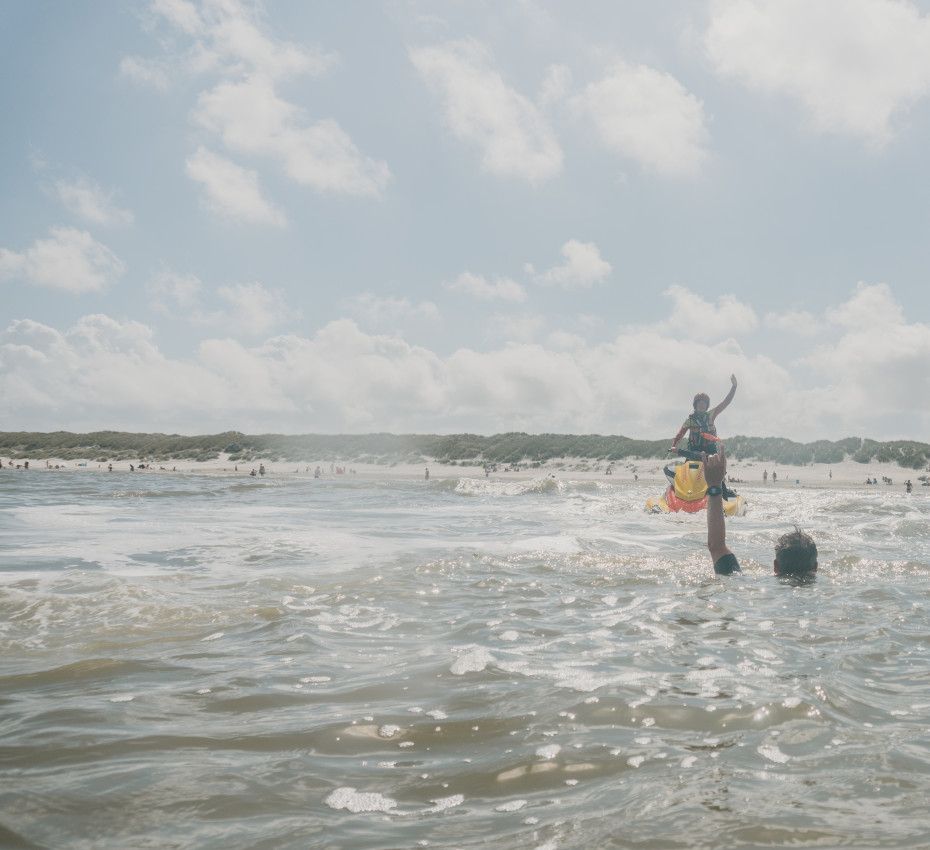 Lifeguard Tineke's story - VVV Ameland