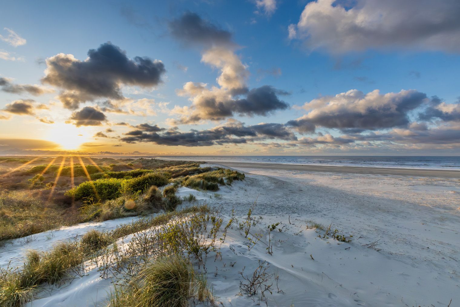 General terms and conditions 'Message in a bottle'-page & photo submissions - VVV Ameland