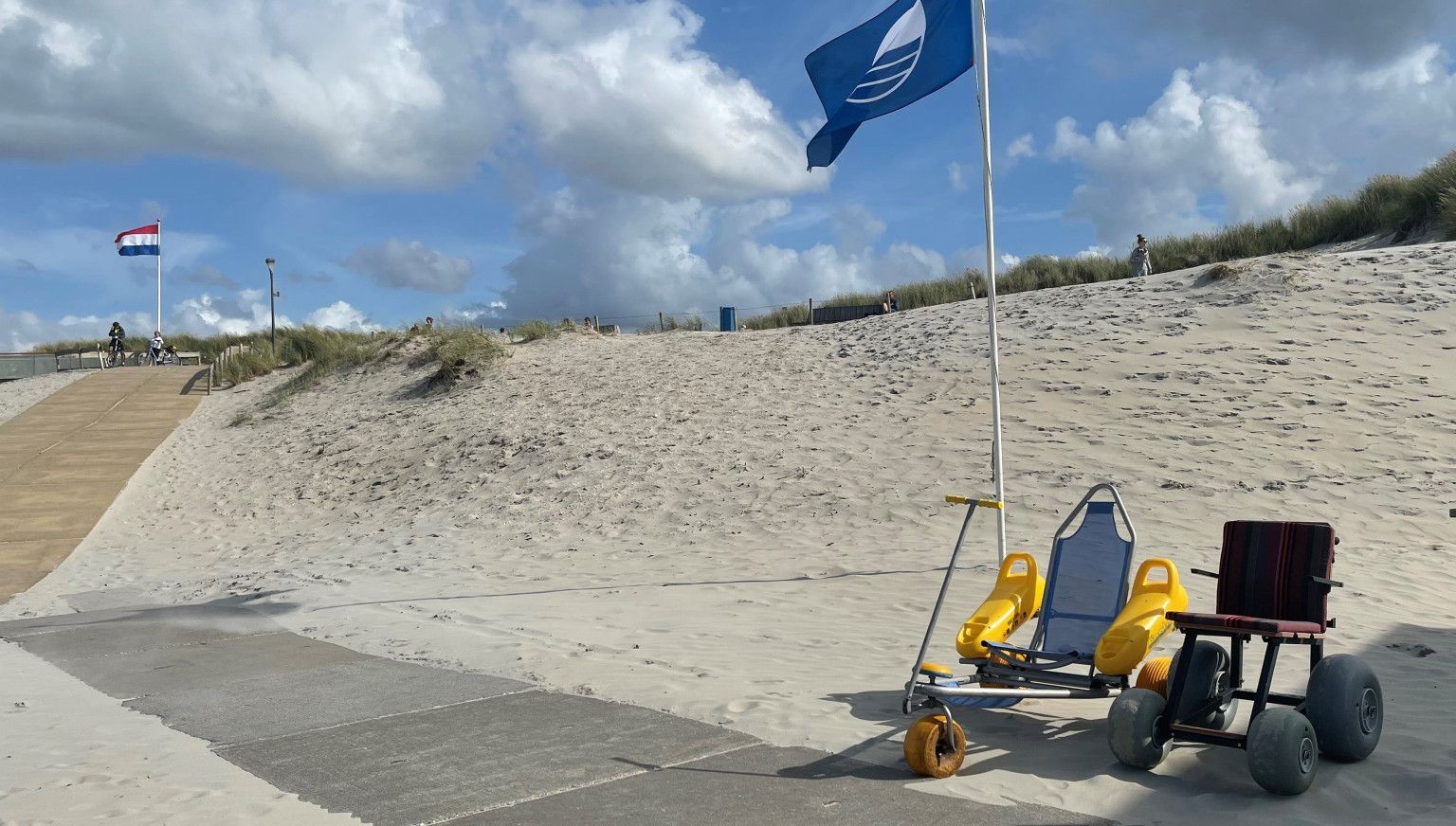 Strandrolstoelen - VVV Ameland